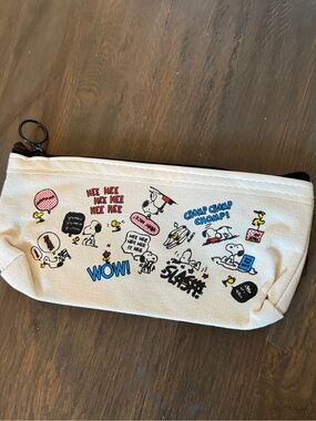 Snoopy peanuts pencil case pen case